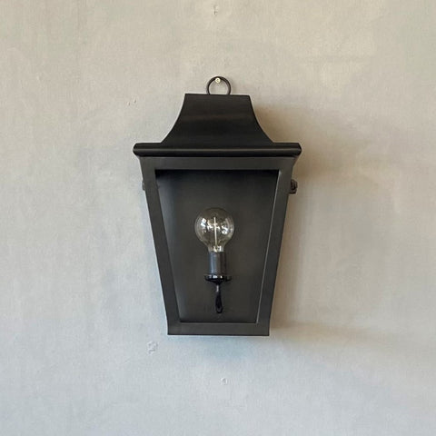 W9a Lipped Roof Solid Backing - Small - 1 Light - 410h x 250w x 140d