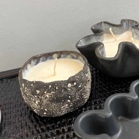 1 Wick Black & White Textured Candle