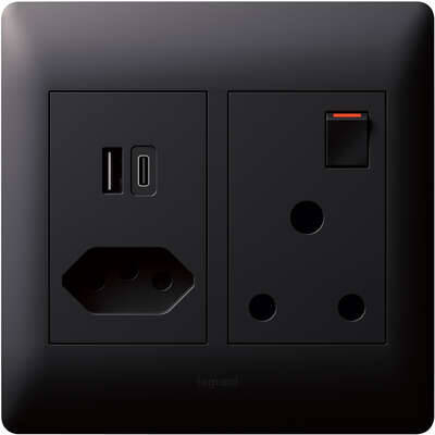 Legrand Ysalis Mono block 1x old RSA socket and 1x New RSA socket and double USB type A&C 5VDC 3A Intelligent charging 4x4 Black